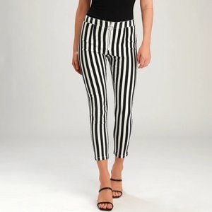 NWT - Lulus - Aptitude Black and White Striped Zip-Front Cropped Skinny Jeans